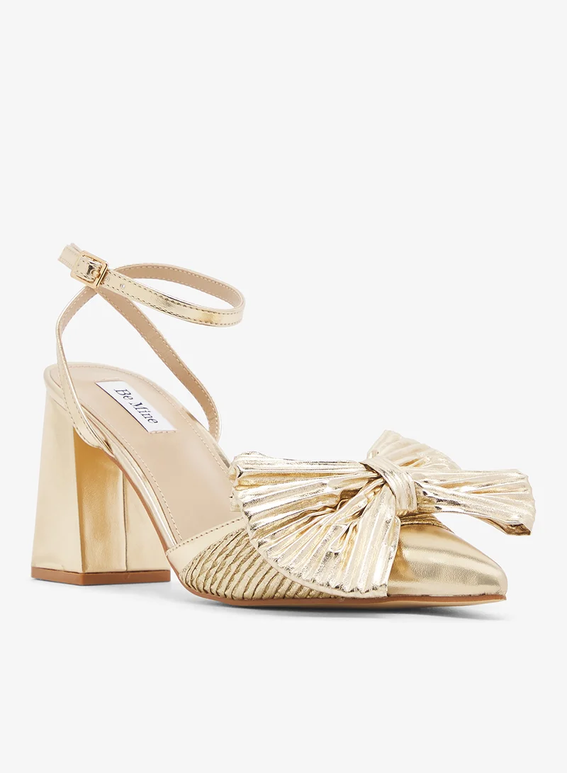 BE MINE حذاء بكعب مدبب